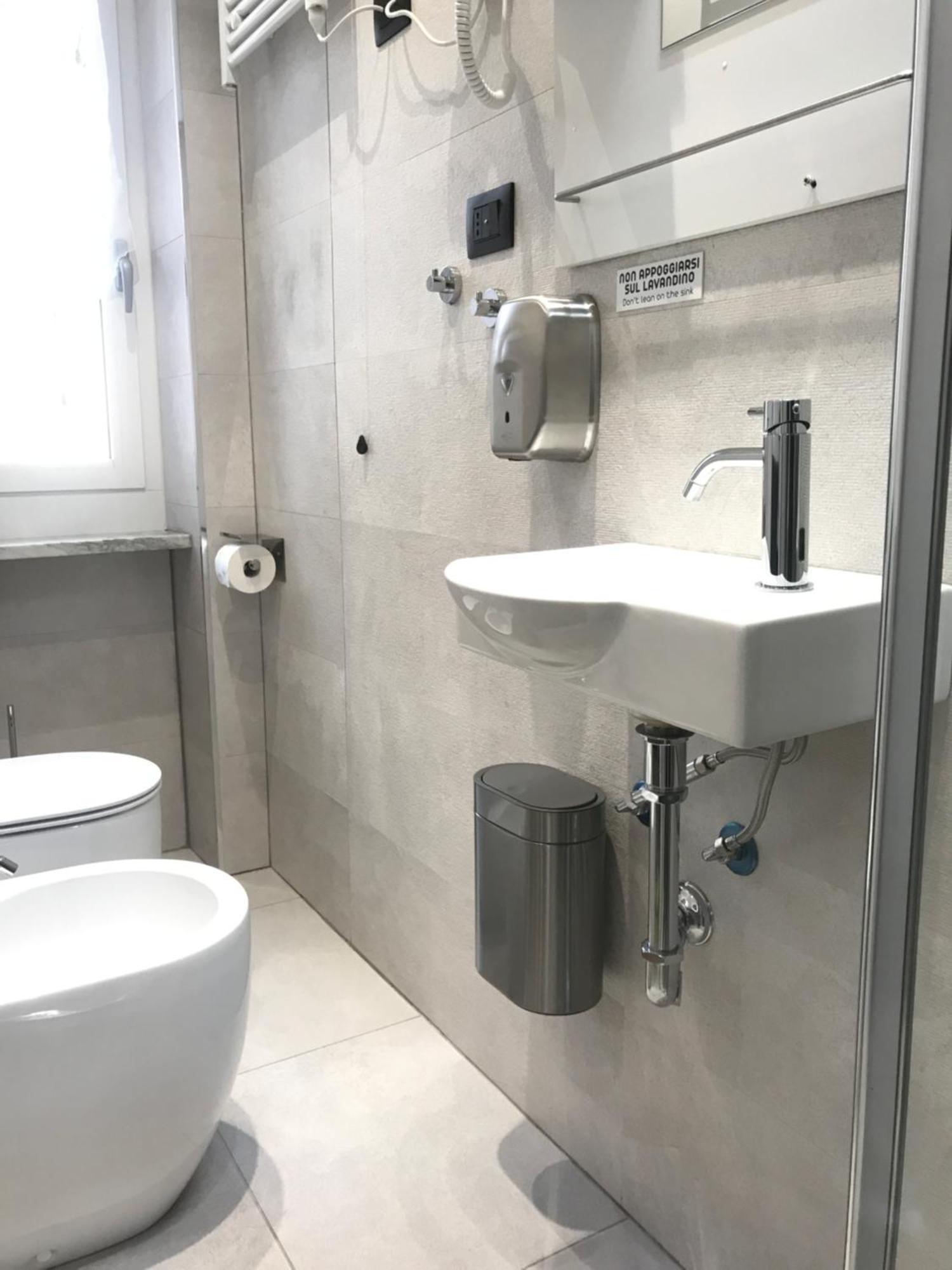 Drooms 4,0 Domotic Smart Self 24H,7 Vicino Treni Porta Susa E Centro Storico تورينو المظهر الخارجي الصورة