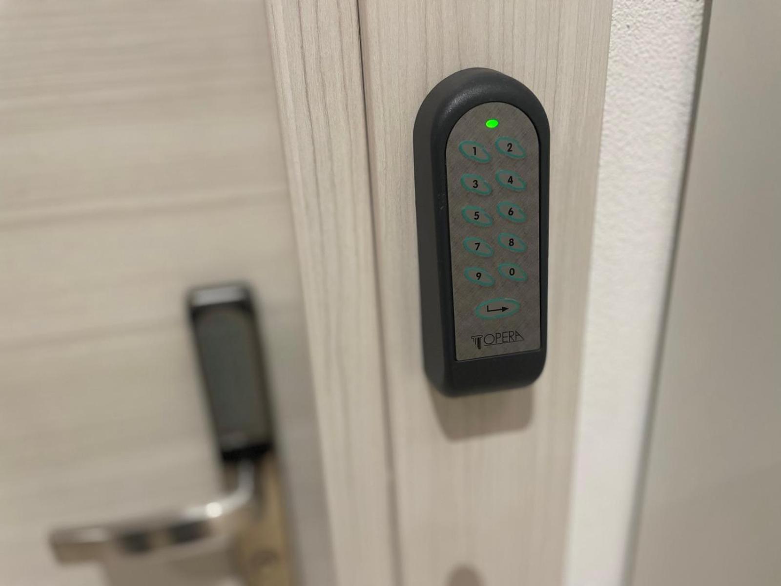 Drooms 4,0 Domotic Smart Self 24H,7 Vicino Treni Porta Susa E Centro Storico تورينو المظهر الخارجي الصورة